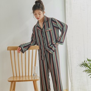 Simple vertical stripes ice silk long-sleeved silk pajamas set