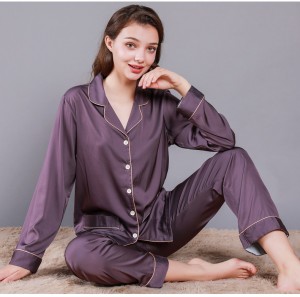 Women’s two-piece long-sleeved solid color cardigan can be worn outside