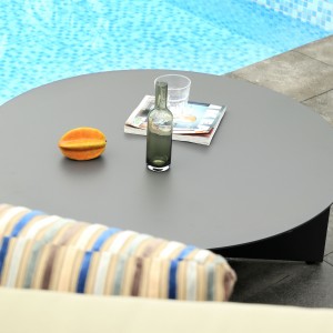 Raja round coffee table