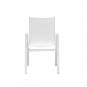 Kar beyazı tekstil yemek sandalyesi