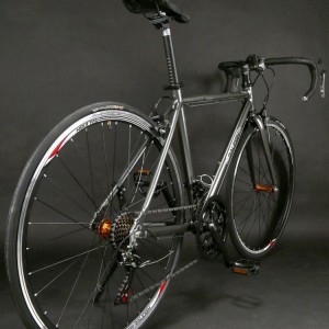 China N'ogbe maka okenye Aluminium Alloy Frame Horn Handle 14speed Oem 700c*28c Racing Cycling Road Bike