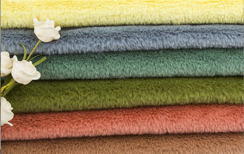 نئون آرڊر 16000meters warp knitted rabbit fur and micro fiber suede bonded fabric from India Customer