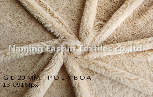 Tekstil Eastsun mengesahkan bekas setinggi 20×40 kaki bagi tempahan bulu palsu dalam masa satu minggu
