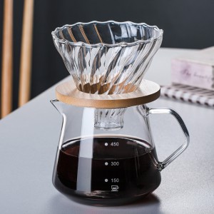 کافی کے ڈرپڈ پاٹ GM-600LS پر گلاس ڈالیں۔