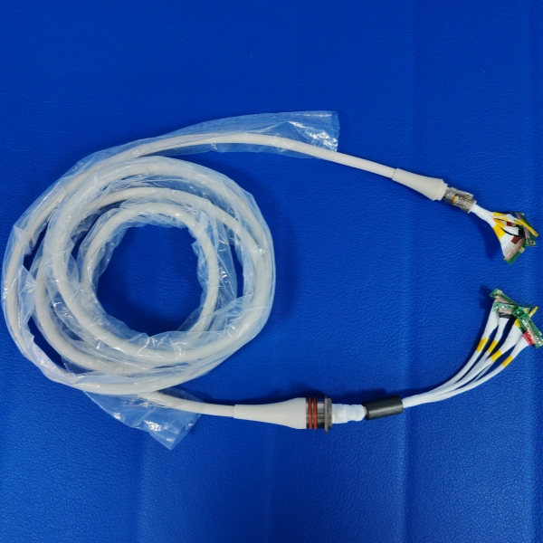 Transductor de ultrasóns médico C51-IE33 Imaxe destacada do conxunto de cables