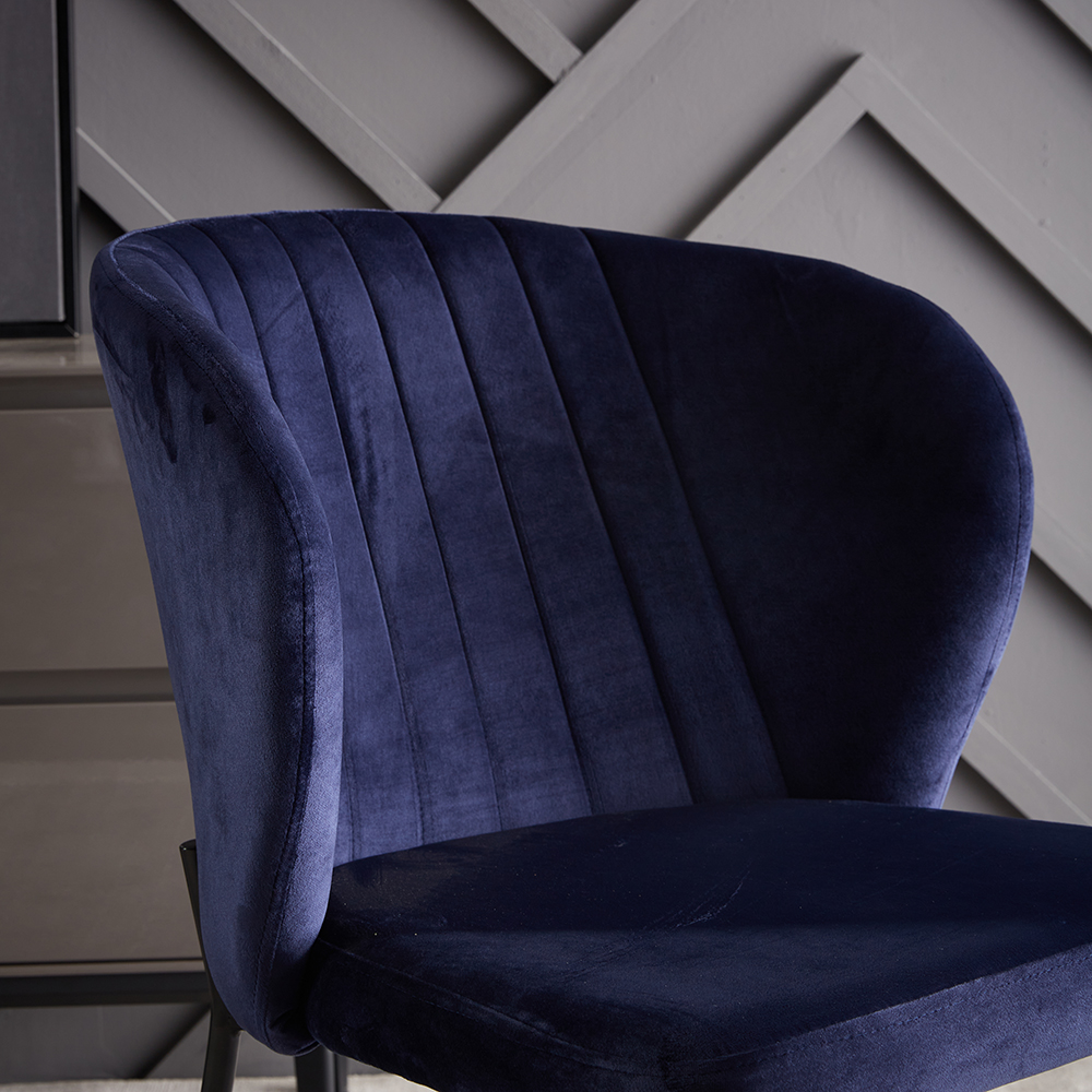 Nordic Design Dark Blue Velvet Fabric Upholstered Dining Chairs With Black Metal Legs