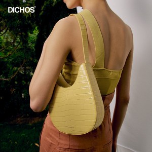 Niş tasarımlı kadın çapraz askılı çanta