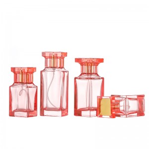 Wholesale Dealers of  Custom Made Cosmetic Containers  - 30ml 50ml Square Shaped Pink Custom Perfume Bottle with Sprayer Cap Cui Can Glass