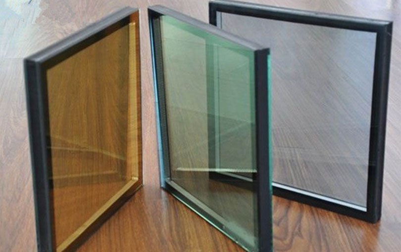 Low e glass, solar control glass, low emissivity glass