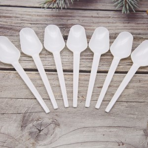 White color disposable plastic spoon