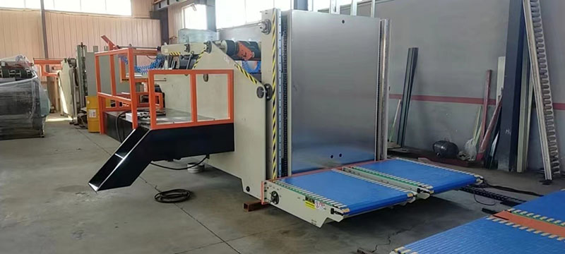 GOJON entregou pré-alimentador automático completo de impressora para a Polônia