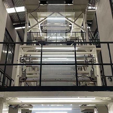 Priehľadná a biela továreň na zmršťovacie fólie mdo certifikovaná SGS Featured Image