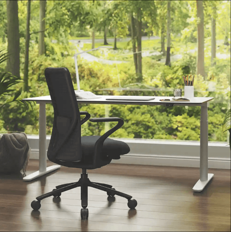 Executive Mesh Computer Chair Featured Image