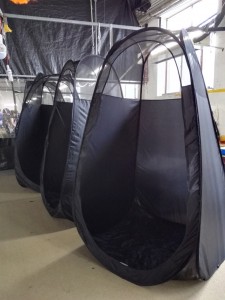 la fàbrica de venda directa 210T tenda de bronzejat amb aerosol emergent portàtil