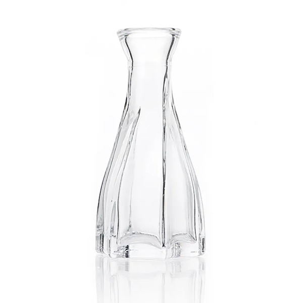 100 ml skaidraus kūgio stiklo difuzoriaus buteliai