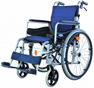 Cadira de rodes plegable d'alumini