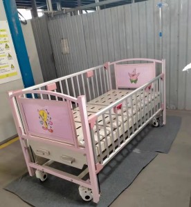 بچوں کے ہسپتال کا بستر