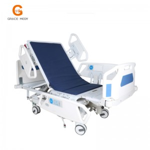 Letto in posizione di sedia elettrica per l'infermiera in sala di terapia intensiva di l'ospedale multifunzione di lusso
