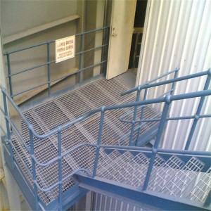 Տաք ցինկապատ կոմպոզիտային պողպատից վանդակաճաղերի սանդուղքների աստիճաններ և սանդուղքներ