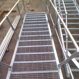 Hot Dip OmRopFryslan Composite Steel Grating Grilles Stair Steps En Stair Treads