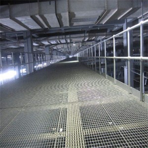 Galvanized Steel Grating Welded Steel Bar 40×3 295×690 Metal Grid Plate untuk Platform Walkway