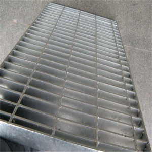 Reixa de aceiro serrada galvanizada de drenaxe de pasarela antideslizante