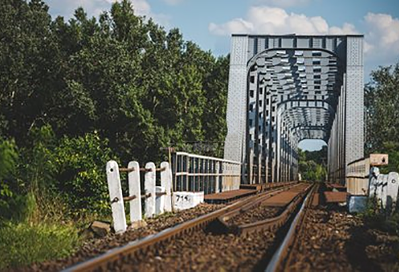 Maklike vervoer en doeltreffende spoorlyn truss-brug Uitgestalde beeld