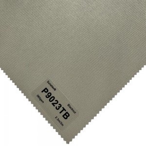 Ordina il tessuto per tende a rullo rivestito di bianco in poliestere 100% oscurante semplice da Groupeve