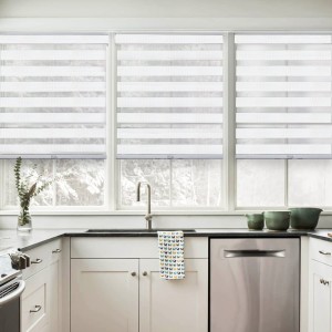 Outdoor Smart Electric Blinds Motorized Window Zebra Outdoor Blackout Roller Blinds Shades and Shutters Fabric