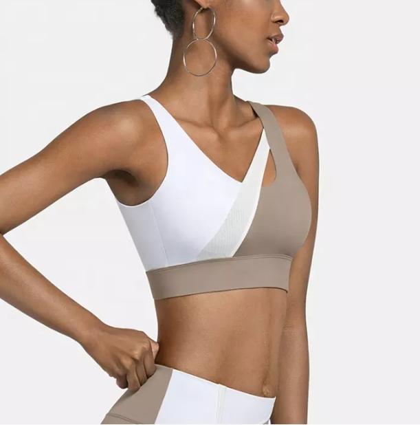 14 Best Amazon Sports Bras, According to Reviews