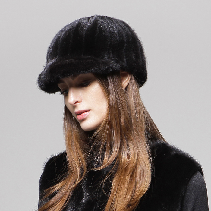 女性の本物のミンクの毛皮のキャップ冬暖かい帽子 100% ポリエステル裏地卸売ニット冬のミンクの毛皮の帽子
