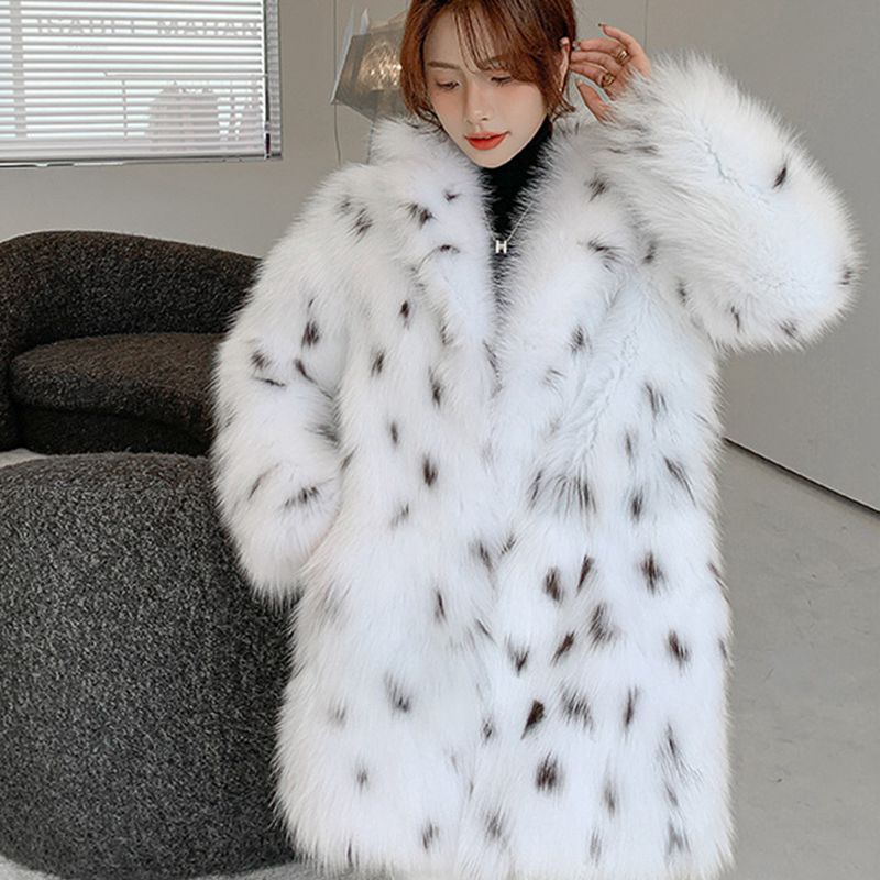 2022 ໂຮງງານຜະລິດຄົນອັບເດດ: ຂາຍສົ່ງທີ່ແທ້ຈິງ fur Custom ເສື້ອຍືດແຂນຍາວຄົນອັບເດດ: ແທ້ຈິງ Fox Fur Jacket ສໍາລັບ Ladies