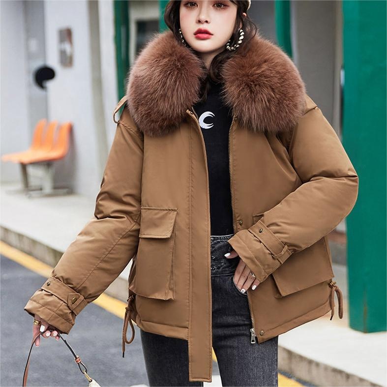 Προσαρμοσμένο χονδρικό κοντό Γυναικείο γούνινο γιακά αλεπούς Γυναικείο μπουφάν πάρκου για χειμερινό παλτό