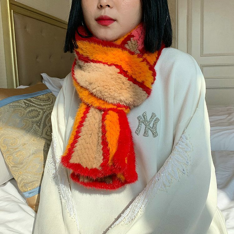 Wholesale 2022 winter ladies mink scarf fur neckerchief
