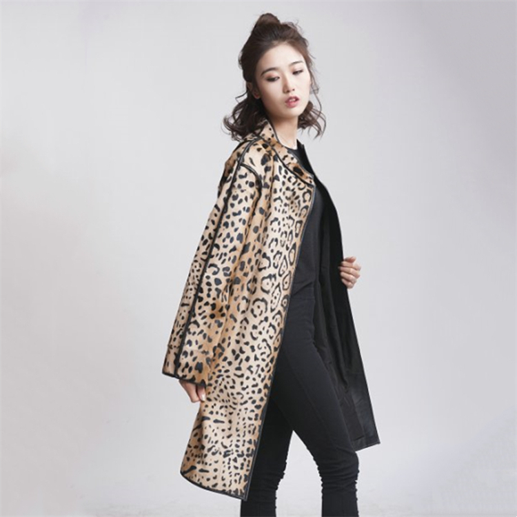 Cappotto di pelliccia di lana d'agnellu per a donna d'autunno inverno Cappottu longu di leopardo