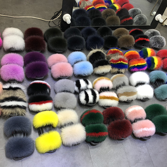 2022 Oanpaste Wholesale Fluffy Echte Bont Sandalen Slides Fashion Fox Fur Full Skin Slippers foar froulju