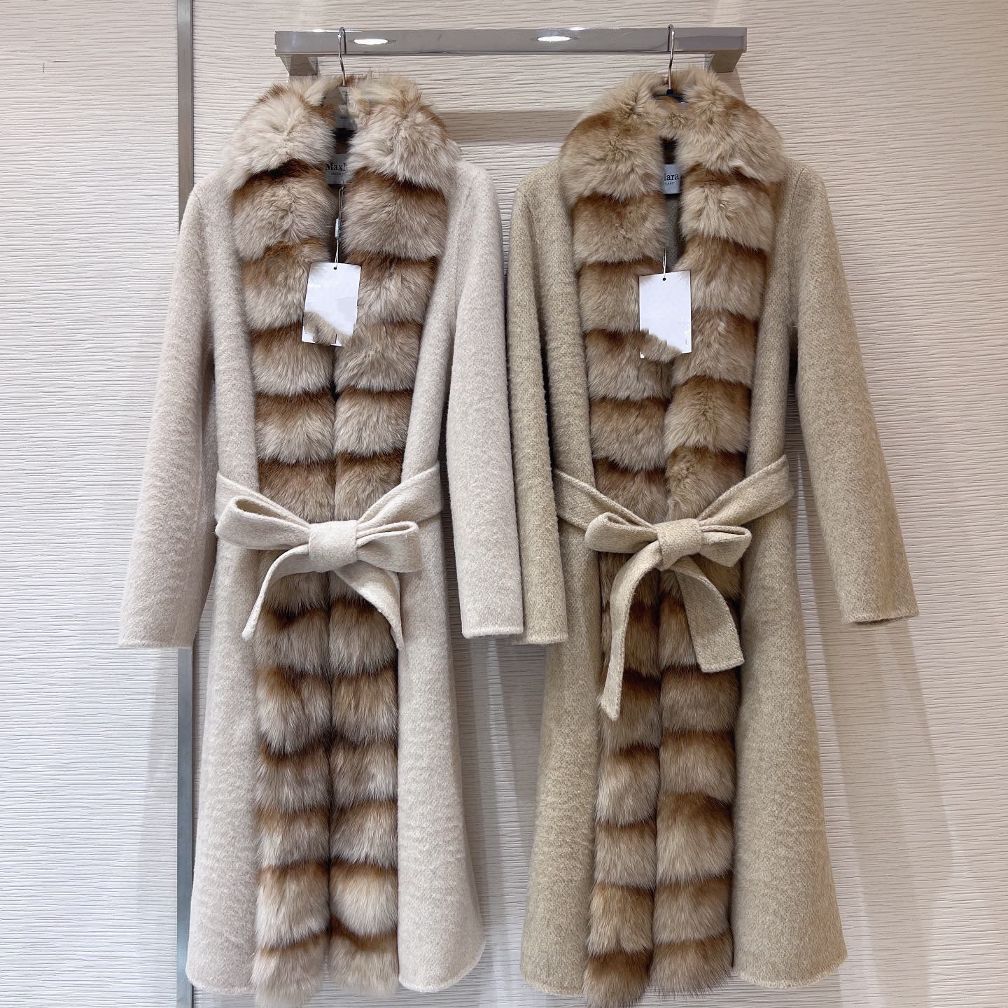 Kožich z ovčí vlny Belted Cashmere Wool Real Fur Collar Ladies Cashmere Trench Coat