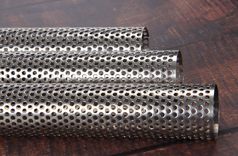 Perforated Filter Tube Facory 800 Micron Aperture Medicine Filtration China Stainless Steel Filter Elements Featured Image