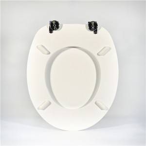 Kursi Toilet Kayu Cetakan – Garis Vertikal 02