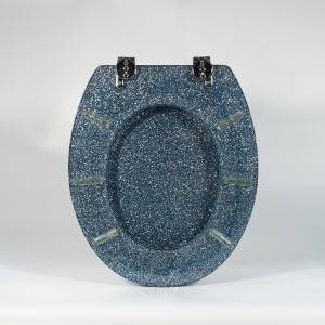 OEM-valmistajan kiinalainen wc-istuin pehmeästi suljettava, pikavapautuksella V-muotoinen hitaasti sulkeutuva wc-istuin säädettävillä saranoilla muovia
