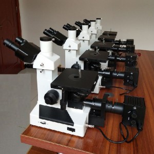 4XC metallograafiline trinokulaarne mikroskoop
