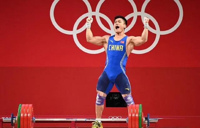 37-year-old Lv Xiaojun won the gold medal and became the “top traffic” in the European and American fitness circle!