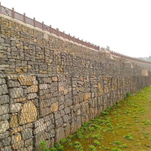Žárově pozinkovaný gabionový koš na opěrnou zeď