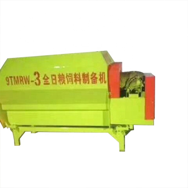 Tmr Horizontalus tiekimo maišytuvas tiekimo maišytuvas Minkymo vielos pjovimo maišymo mašina