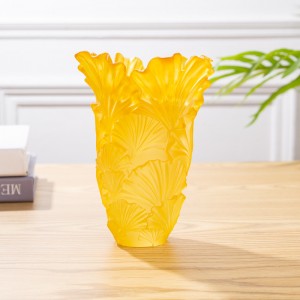 Glass crystal color vase can be customized color, LOGO, crystal glass Bakhoor burner Flower vase