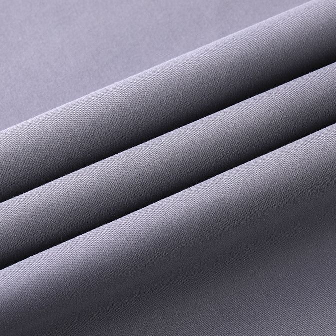 Ev tekstili düz boyalı parça şaftalı dərisi yataq çarşafları yataq dəsti üçün polyester dimi mikro lifli parça