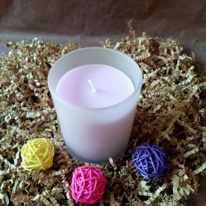 Violet Noir Fragrance Scented Glass 8oz Candle with 100% Organic Soya Wax