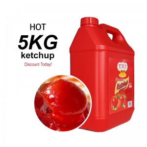 Fabrikproduktion von gutem Tomatenmark, doppelt konzentriert, 340 g, zum Auspressen von Tomatensauce, PET-Flasche, 5 l Sauce