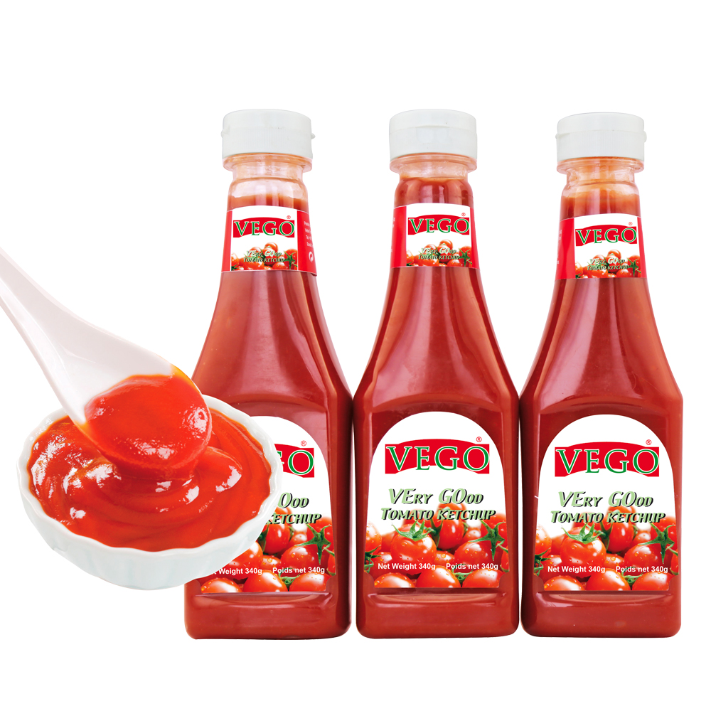 Ketchup tomato botail plastaig 340g bhon fhactaraidh