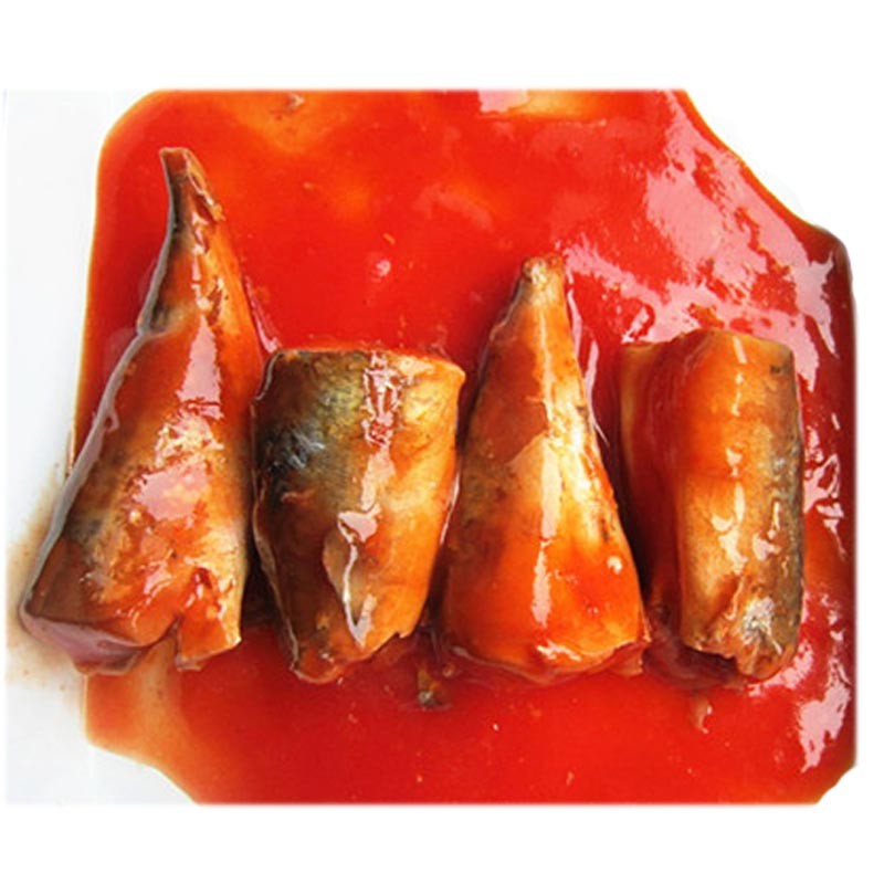 Vairumtirdzniecība 425g konservētas svaigas skumbrijas zivis tomātu mērcē